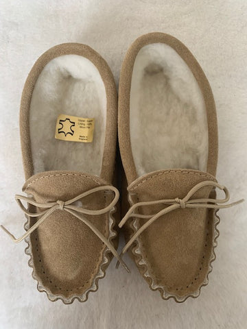 Suede Moccasin with Wool Lining and Hard Sole | Daisy